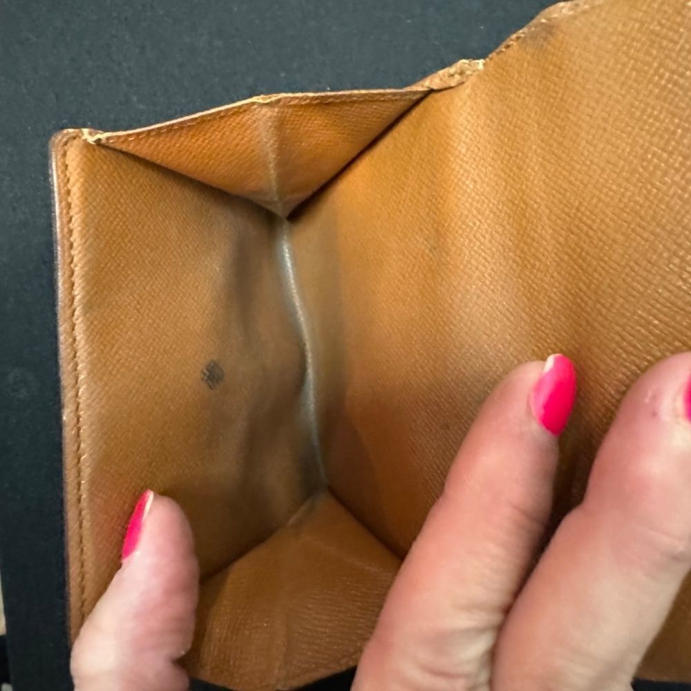LV MONO DOUBLE SNAP WALLET - Picture 7 of 16